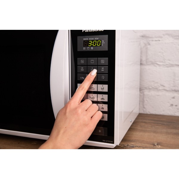 Фото - Микроволновая печь (СВЧ) Panasonic NN-GT352WZUE